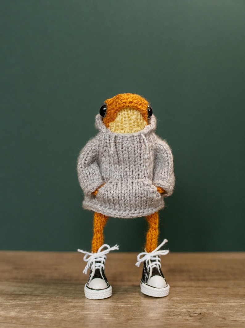 KNITTING PATTERN Frog hoodie image 2