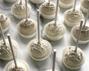 Luxe bruiloft / feest / verjaardag gunst Cake Pops. Chocolade/Vanille (gepersonaliseerd voor elke gelegenheid). Prijs per stuk!!