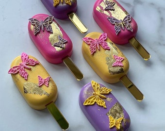 Encanto Motiv Luxus Cakesicles/Cake Pops! Kann zu verschiedenen Anlässen personalisiert werden! Preis pro Artikel, Acrylstab inklusive!