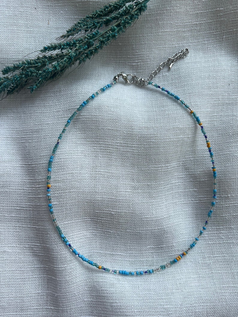 Perlenkette im Boho Stil, bunt, pastell, Perlenchoker Blau Mix