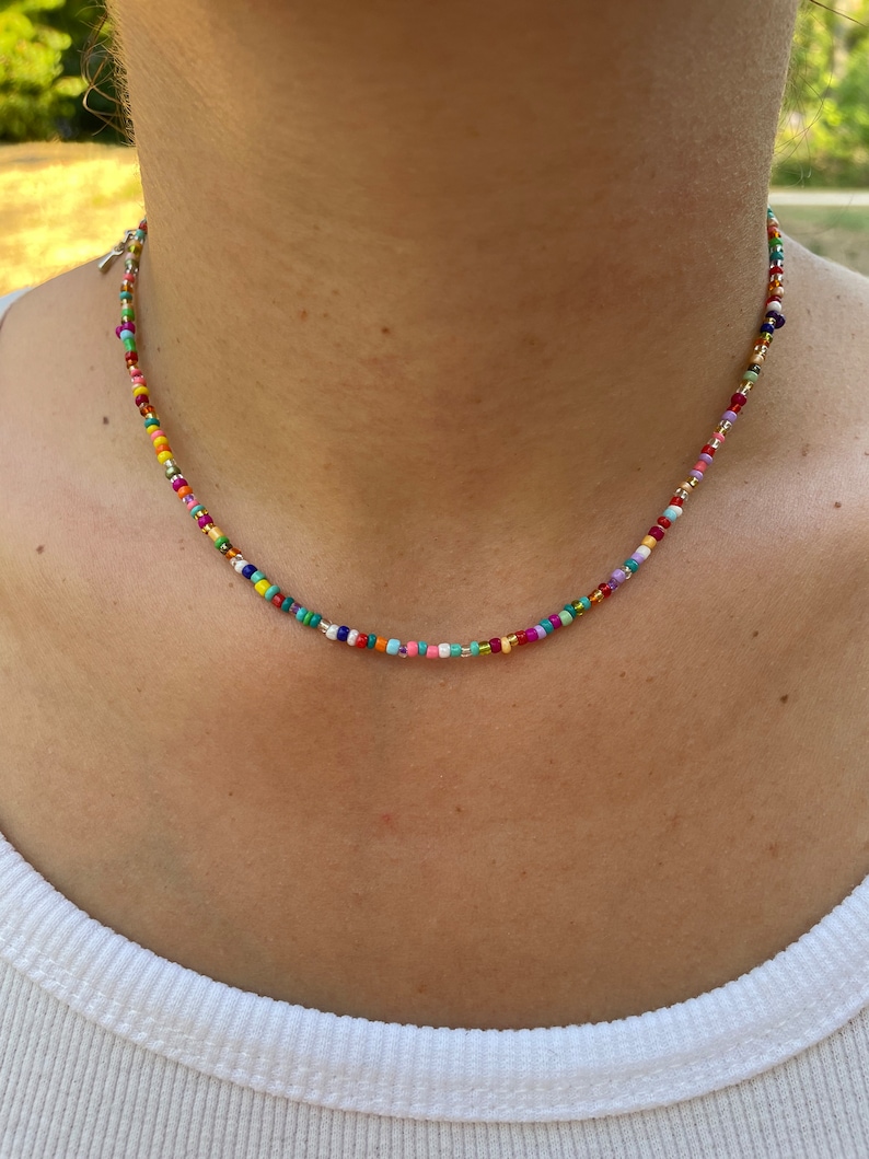 Boho style pearl necklace, colorful, pastel, pearl choker Bunt (Bild)