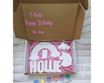 Boîte de peinture d’anniversaire