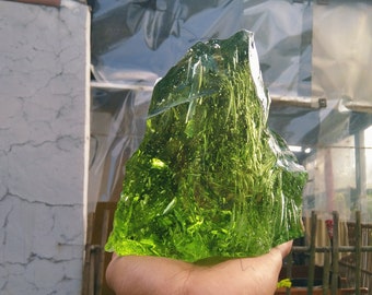 1839 gram the beautiful andara crystals monatomic light green with irregular bubbles inside