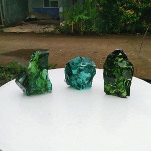 3 Stück / 1073 gr Andara Kristalle Hellgrün, Aqua Blau und Türkis Grün