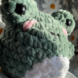 Large Fluffy Frog Squish, Gift for Frog Lovers, Fuzzy Crochet Frog, Cute Handmade Plushie, Made to Order, Crochet Home Decor, Frog Plush Toy image 2