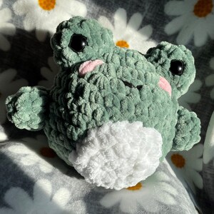 Large Fluffy Frog Squish, Gift for Frog Lovers, Fuzzy Crochet Frog, Cute Handmade Plushie, Made to Order, Crochet Home Decor, Frog Plush Toy image 3