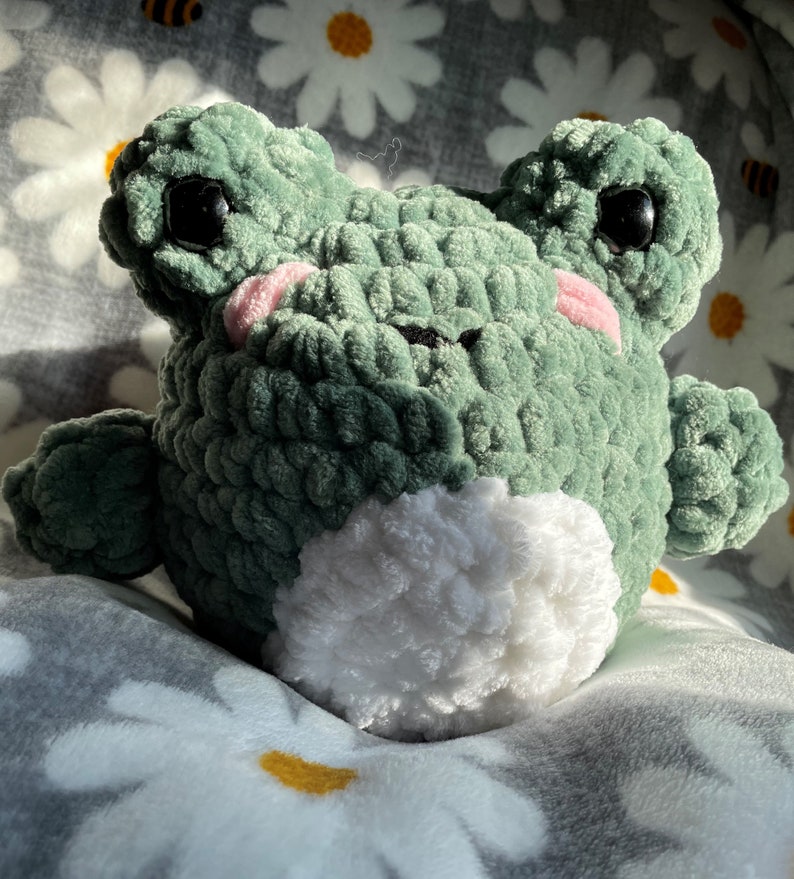 Large Fluffy Frog Squish, Gift for Frog Lovers, Fuzzy Crochet Frog, Cute Handmade Plushie, Made to Order, Crochet Home Decor, Frog Plush Toy image 4