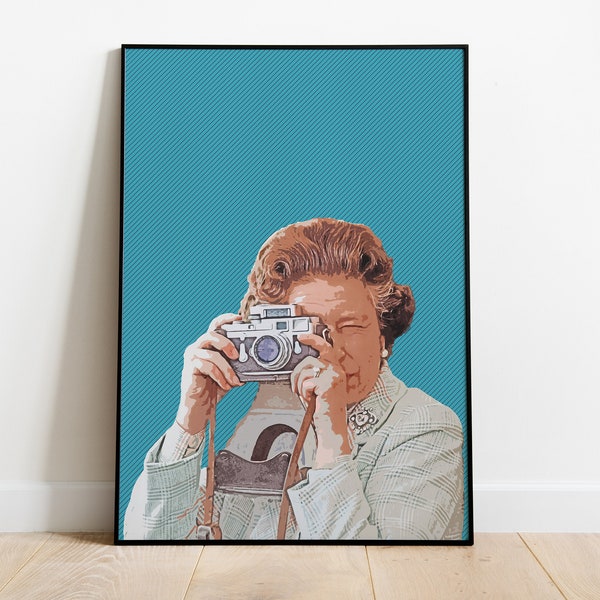 Queen Elizabeth II Pop Art Wall Decor | Vintage Retro Poster | Great Britain Queen Art | Minimalist modern boho | Queen Elizabeth Art Print