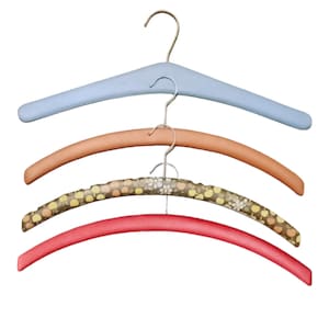 Vintage Hanger Set 60s-70s – Mid-Century & Kitsch Style