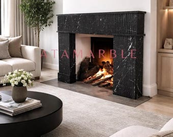 ネロ・マルキナ大理石の暖炉マントルピース：溝付き黒大理石の囲い