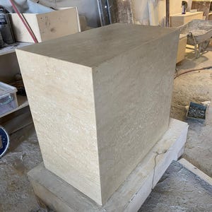 Envío GRATIS Soportes de travertino 14X26X24 Mesas de pedestal de travertino Extremos de mármol Mesas auxiliares de travertino Mesas decorativas de mármol