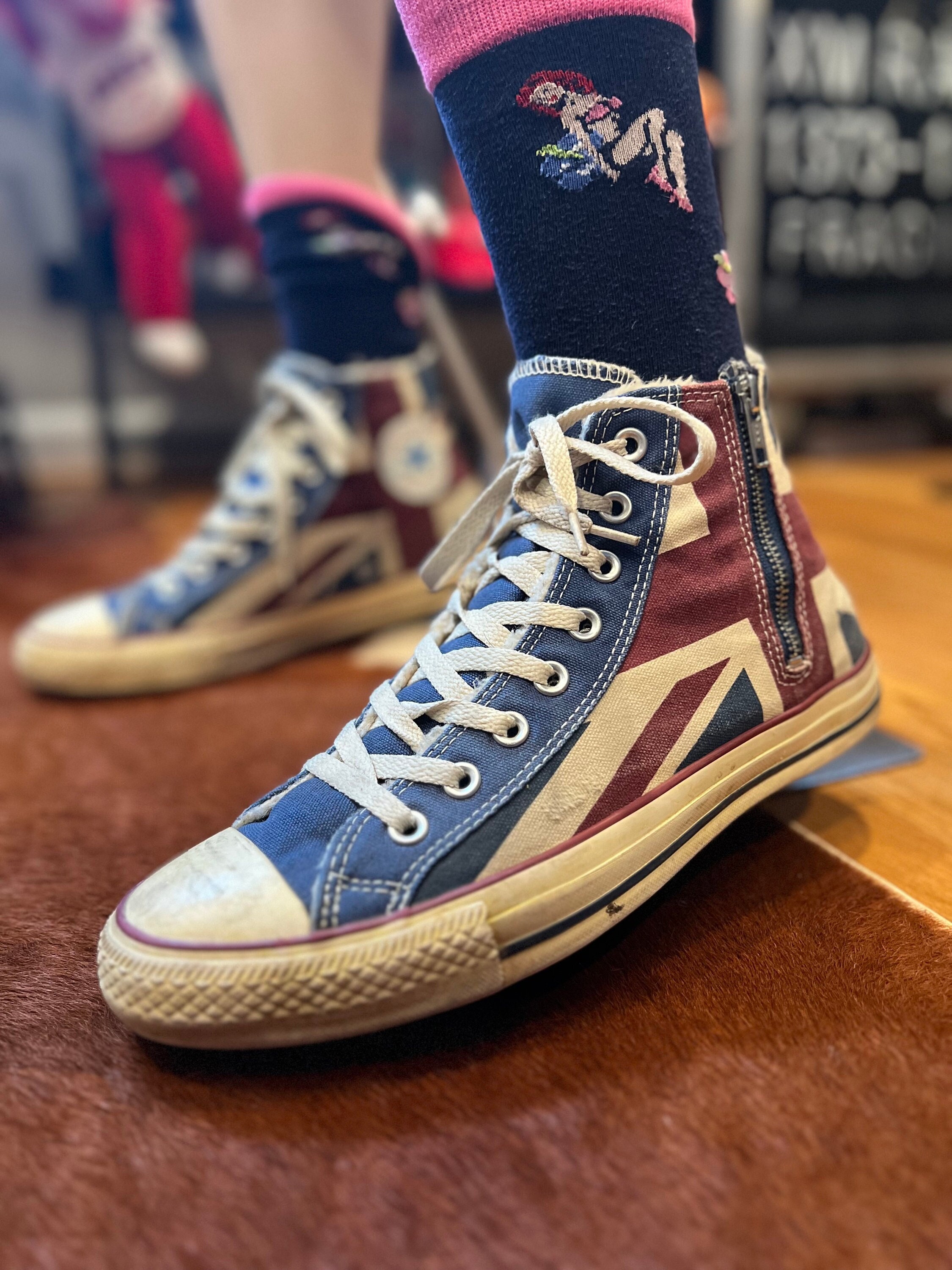 British Flag Converse - Etsy