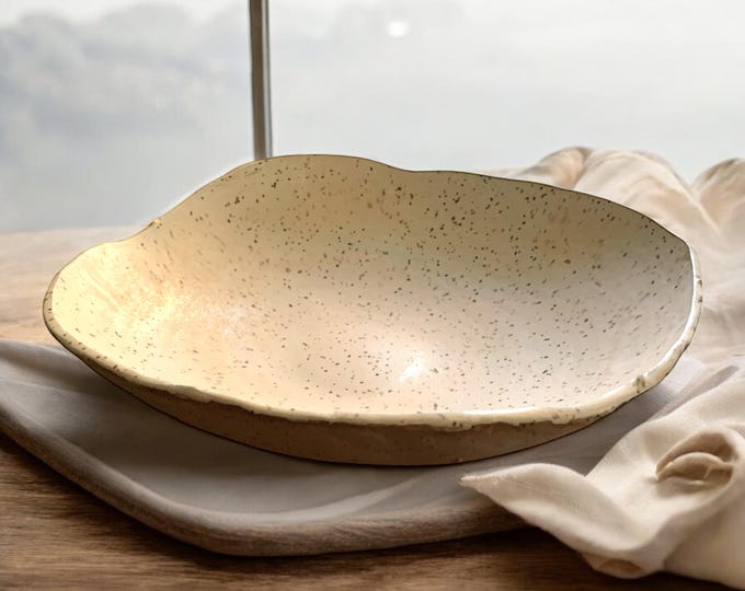 Serving Bowl, 10-11 in, Rustic Pottery,Hand formed, custom glaze, farmhouse table, rustic tableware, pottery bowl, table centerpiece