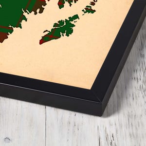 Buy green and maroon pla Print