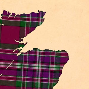 Buy lendrum clan apparel Print