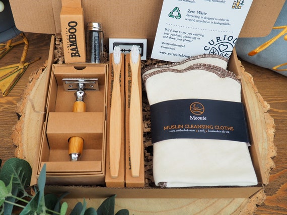 Zero Waste Bathroom Gift Box: Bamboo Razor, Toothbrushes & Muslin Cloths