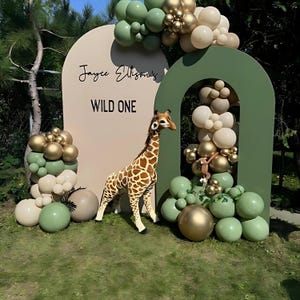 Letrero de fondo personalizado, letrero de nombre para la primera fiesta de cumpleaños, corte de madera, letreros de patio de cumpleaños, letrero de fondo de boda, palabras personalizadas