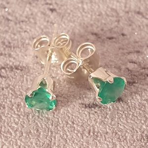 Green Onyx 4mm 925 Sterling silver stud earrings
