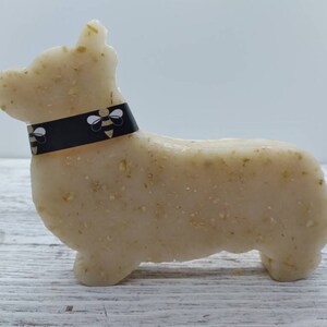 Handcrafted Corgi Soap, Honey Oatmeal, Vegetable Based Glycerin Soap, Moisturizing, Gentle exfoliating, Shea Butter Vitamin E enriched