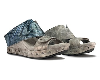 Modzori Women’s Argo Reversible Vegan Wedge Sandal - Grey flips to Blue Metallic