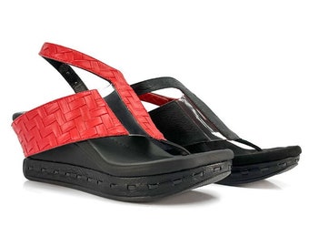 Modzori Women’s Venitia Reversible Vegan Wedge Sandal - Scarlet flips to Black