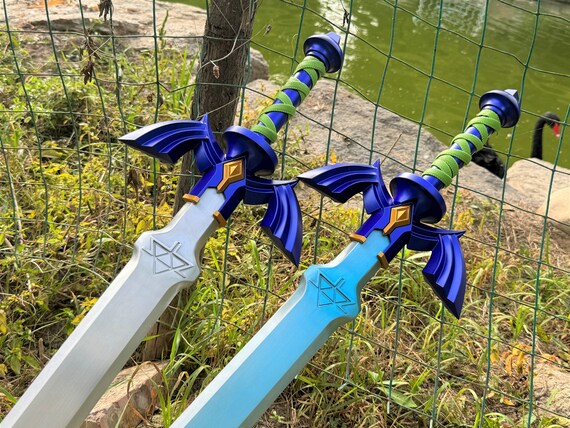 Breath Of The Wild Master Sword BOTW Link To The Past Zelda Weapon Legend  Blade Mini Metal Model