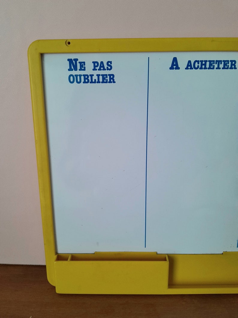 Vintage des années 80 cadre plastique avec tableau effaçable pense bête mémo image 3