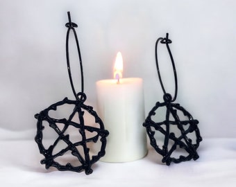 Créoles pentagrammes noirs