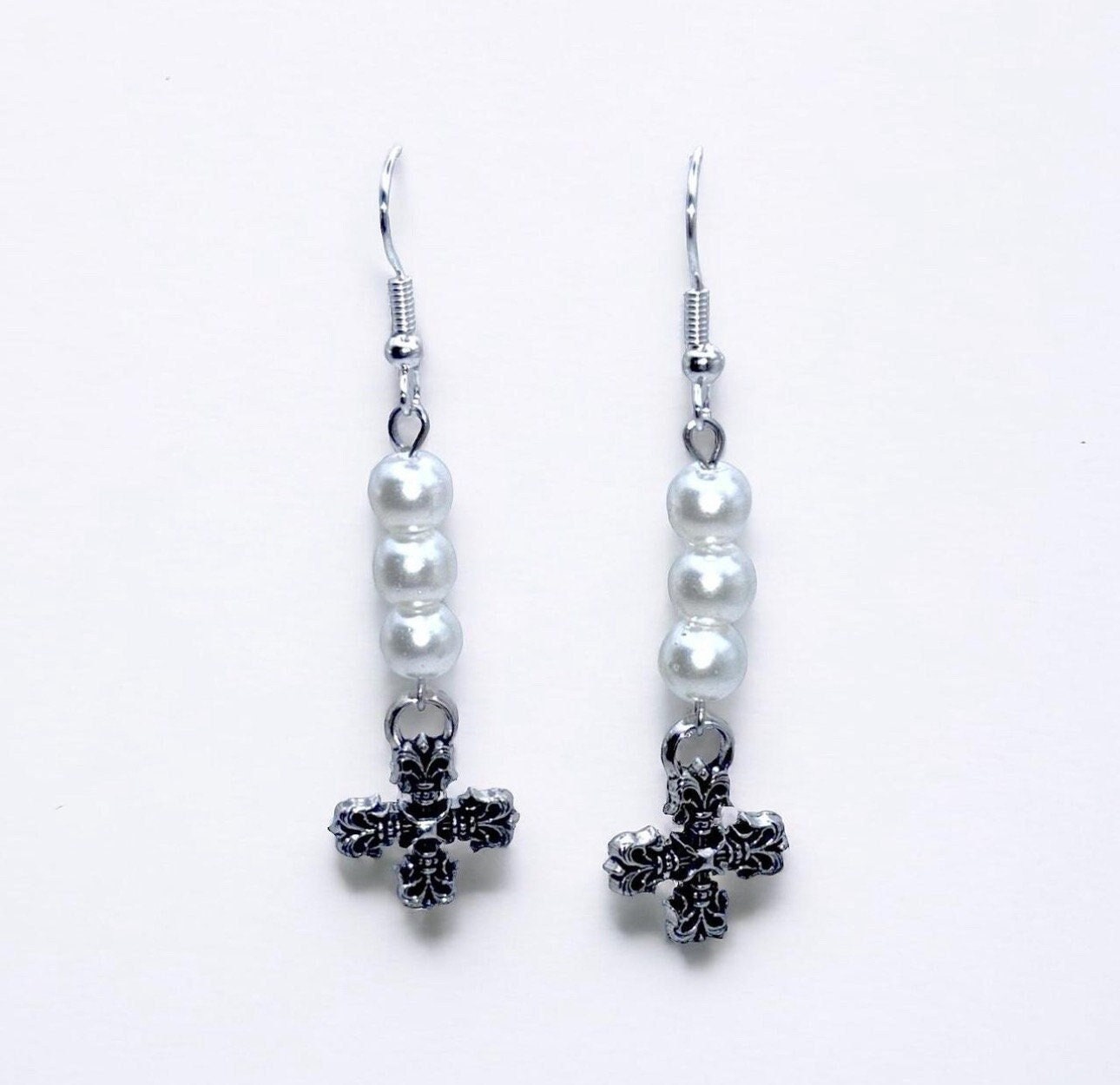 Orecchini La Croce in oro e diamanti - ALFIERI & ST. JOHN - Luxury Zone