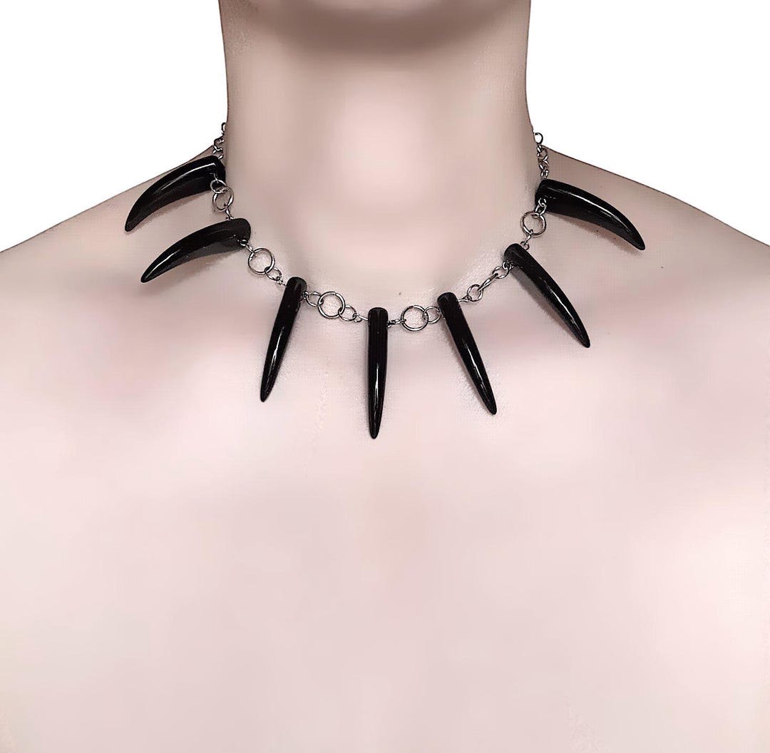 Black Spike Fang Choker – Gothic Alt Punk Statement Necklace With