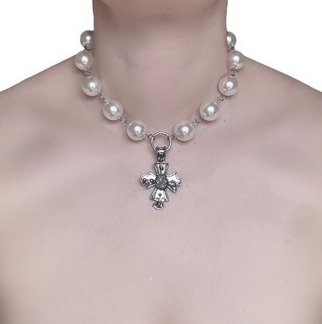 アクセサリー Distortion Cross Pearl Necklace (Type-1) Distortion