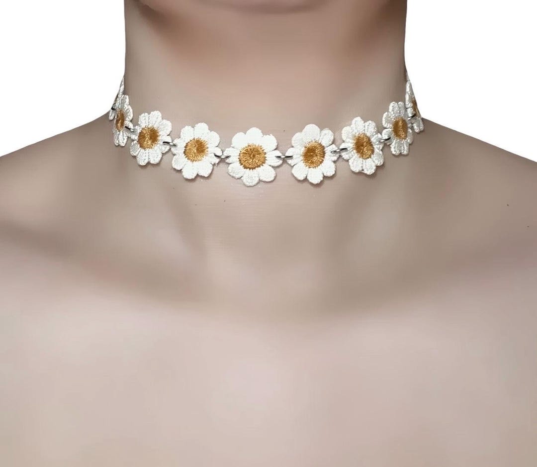 Daisy Flower Choker Necklace White Floral Embroidered Choker - Etsy