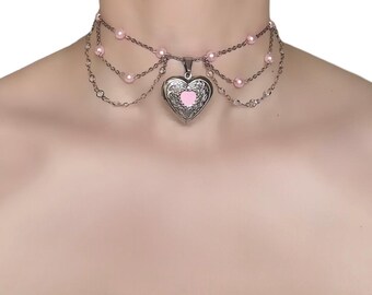 Romantic Beaded Choker with Faux Pink Pearls and Heart-Shaped Locket