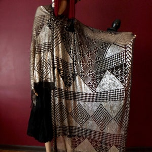 Treasures of Giza Heavy 1930&#39;s Egyptian Vintage  Piano Assuit Shawl SILVER