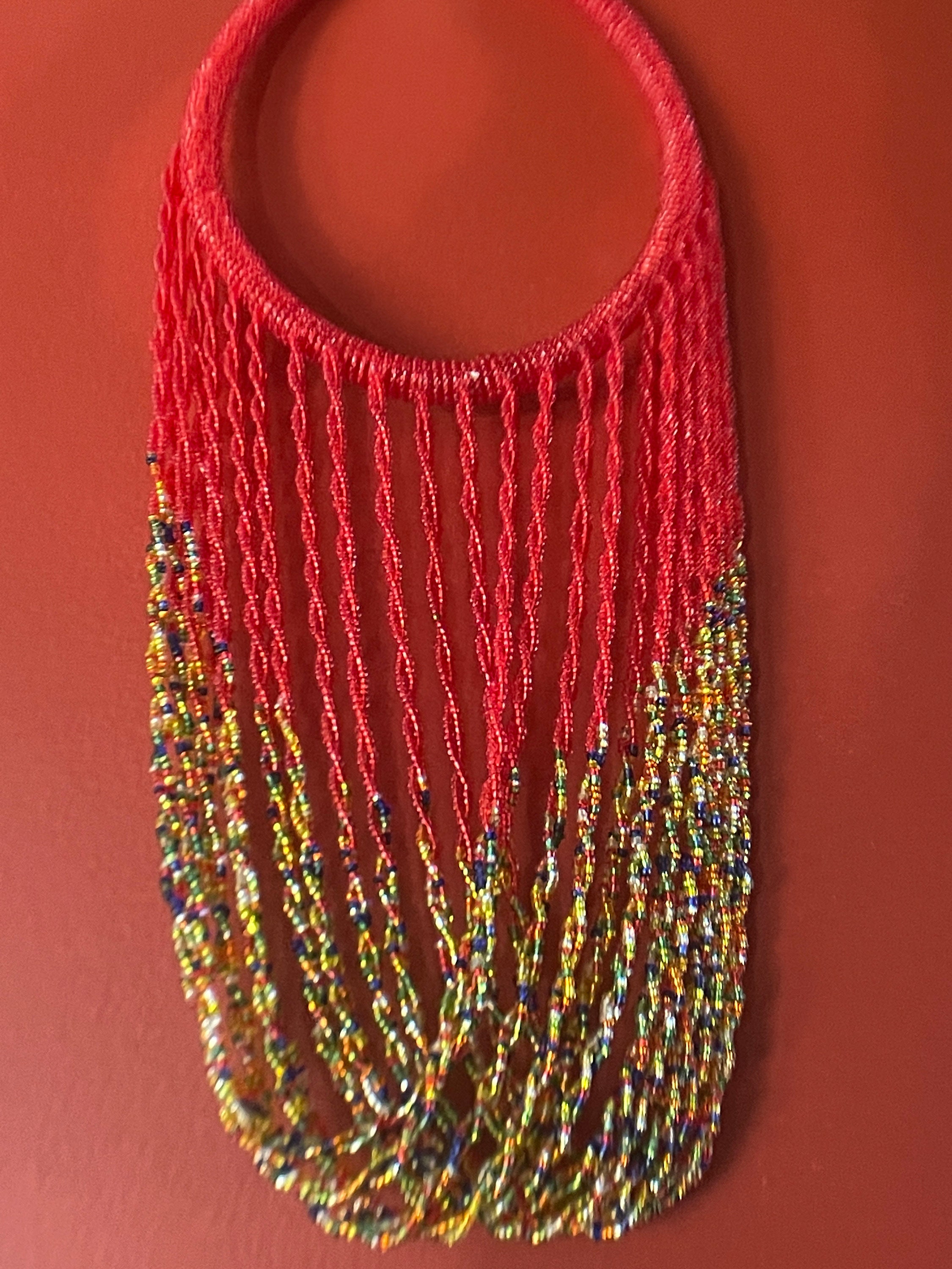 青または赤 アフリカのマサイ族のビーズネックレス マルチカラー