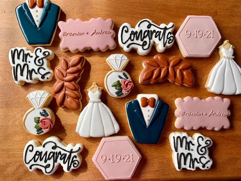 Custom outlet weddi97 cookies