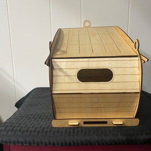 Camper birdhouse