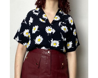 Vintage 90s floral shirt