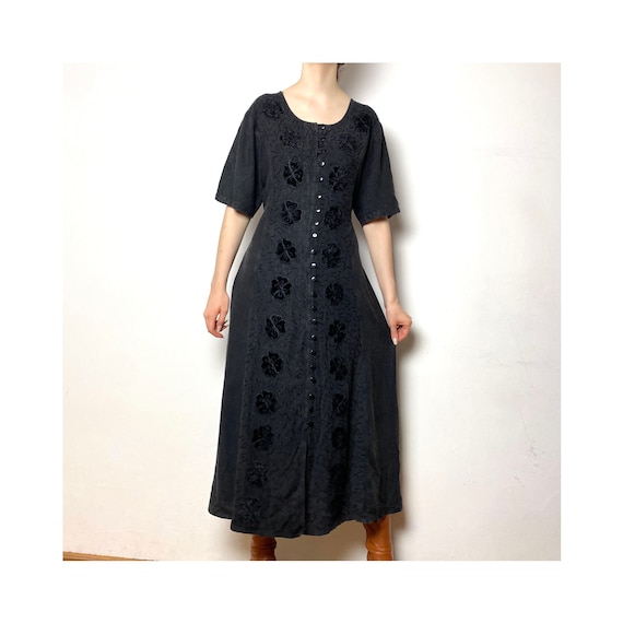 Vintage 90s dress with velour flowers and lots of… - image 1