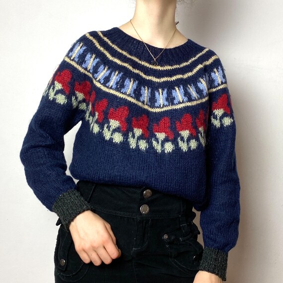 Vintage 80s 90s jumper in floral and butterfly pa… - image 5