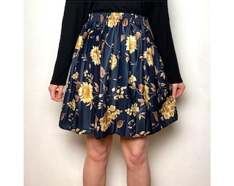 Vintage 90s floral mini skirt