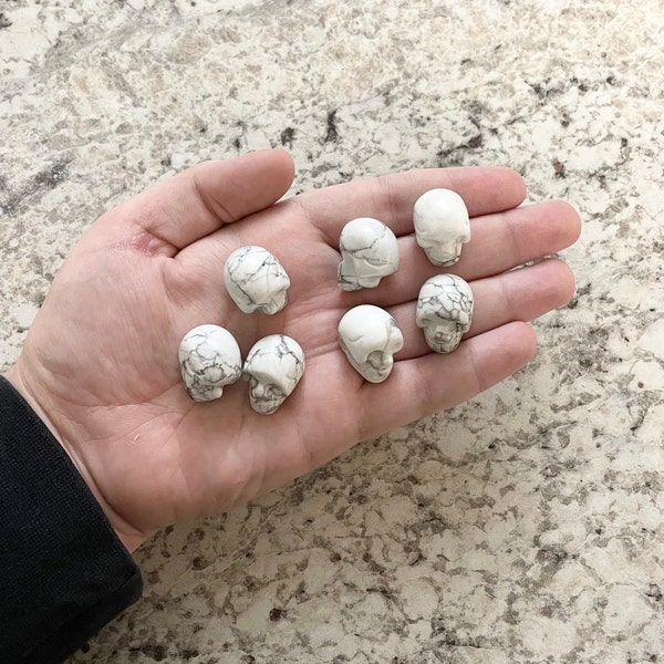 Howlite Skulls