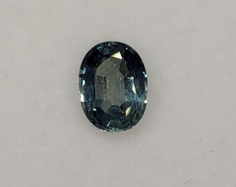 Blue green sapphire. Loose oval sapphire for jewelry designing! 0.87 carets! 6.6X5mm