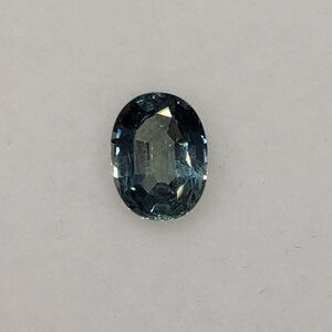 Blue green sapphire. Loose oval sapphire for jewelry designing! 0.87 carets! 6.6X5mm