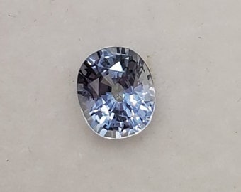 Light blue sapphire for jewelry making. Loose oval sapphire for jewelry! 0.88 Caret! 5X6mm