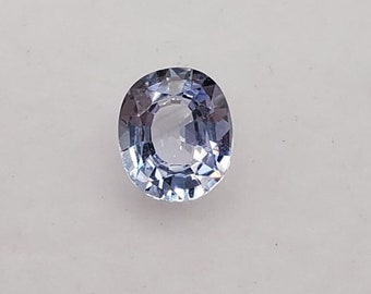 Light blue sapphire for jewelry making. Loose oval sapphire for jewelry! 0.98 Carets! 5.5X6.5mm