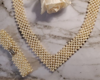 Large pearl necklace set. White 5mm Pearl Choker and matching bracelet. Multistrand pearl necklace!