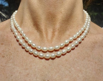 Multistrand pearl necklace. Multi strand cultured pearls. Real pearl necklace!