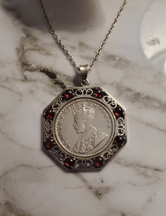 Silver coin necklace. Vintage coin pendant!