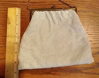 Vintage whiting &Davis white metal purse